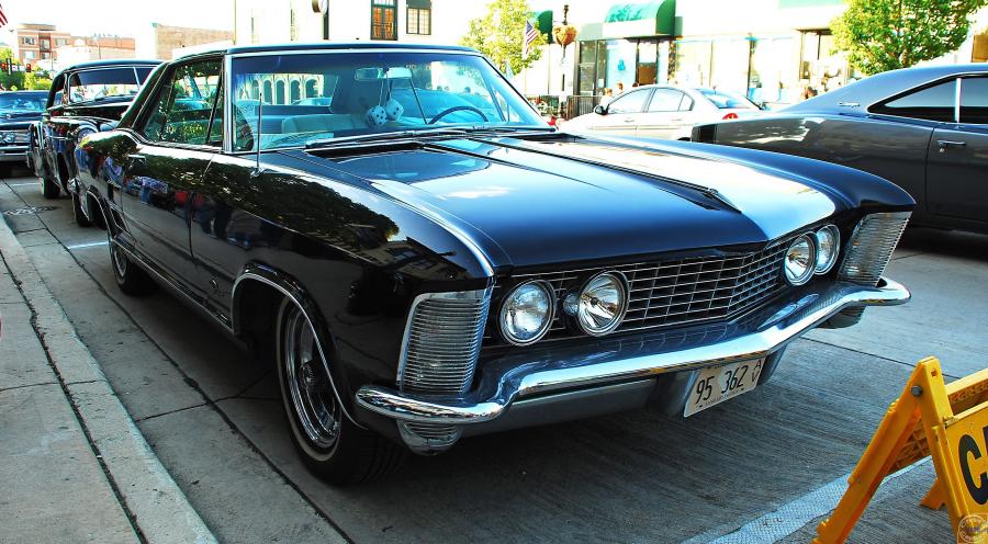  Buick Riviera 1964 года  (фото 2 из 3)